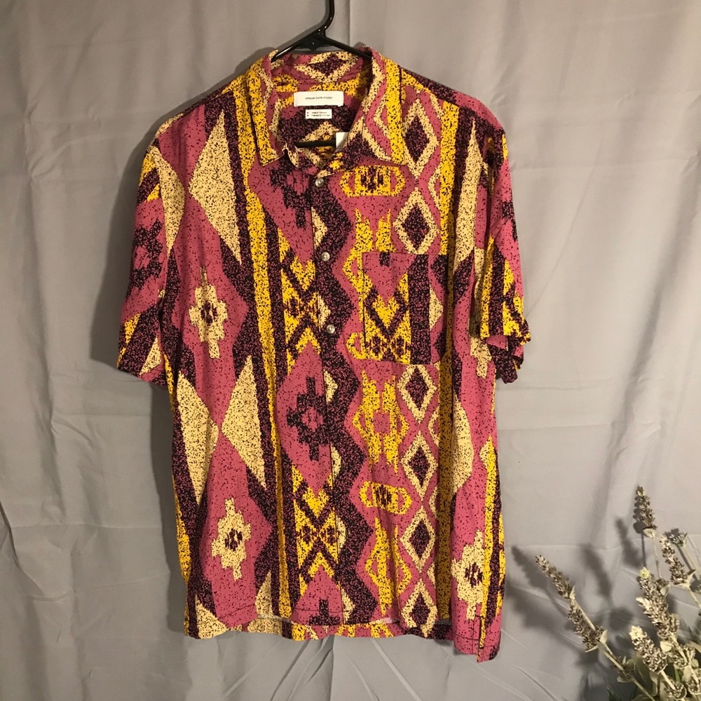 Urban Outfitters Button Down Shirt MED